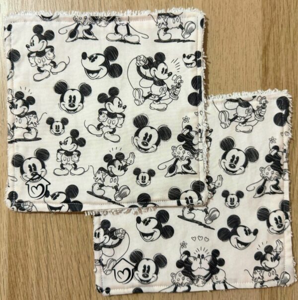 Dos toallitas estampado Mickey